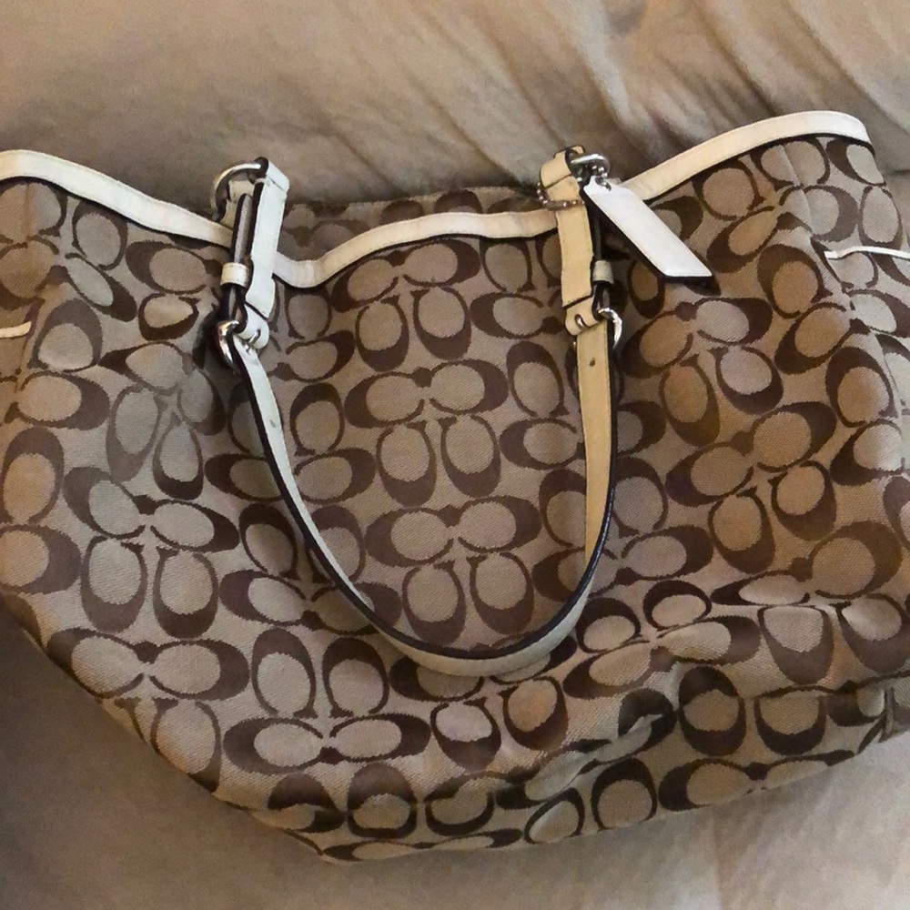 Classic Coach Purse